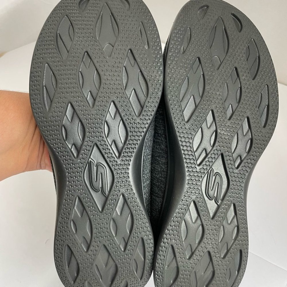 Skechers Women's Gray Flats - Picture 5 of 5